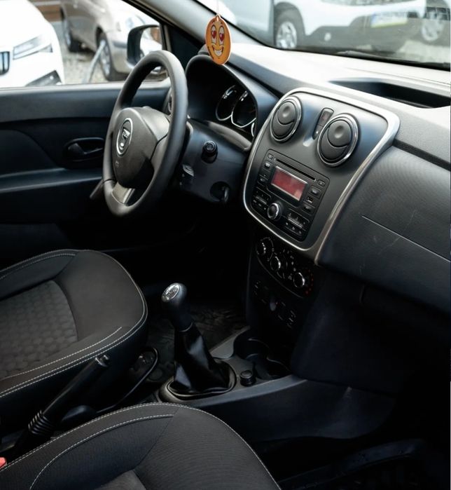 Dacia Logan 2 benzină euro5, an 2015