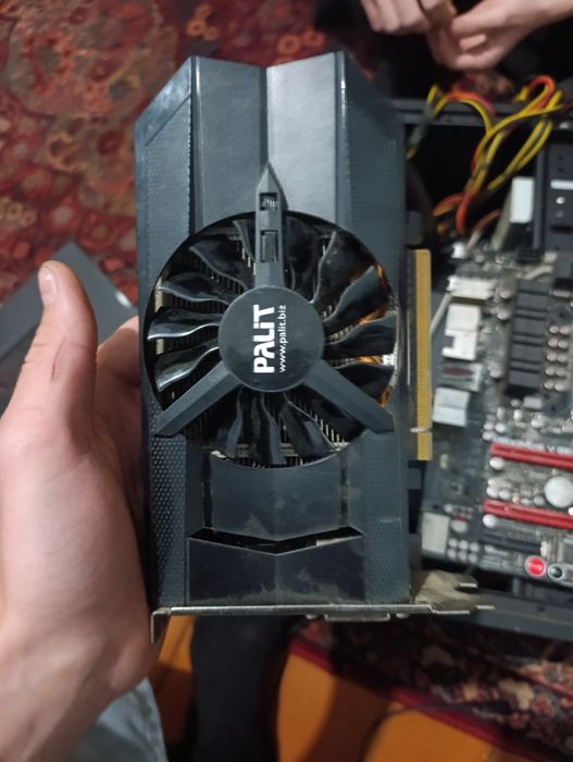 Продам видеокарту gtx 660 2gb б/у