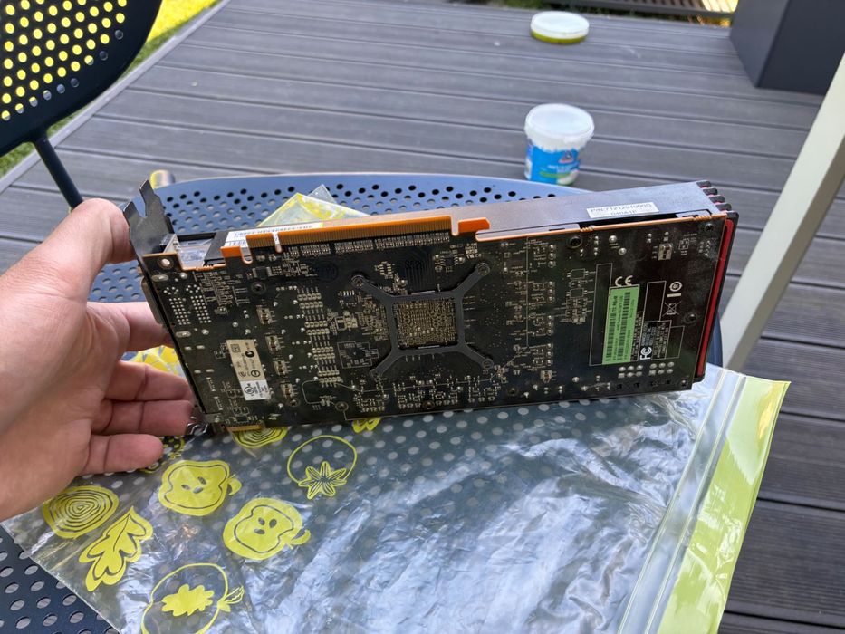 Placa video ati radeon hd 6870