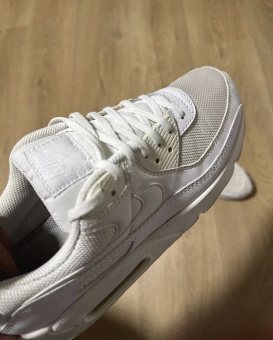 Adidasi nike nr 42