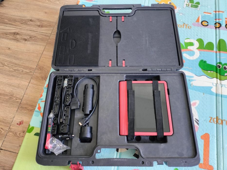 Продам Диагностику сканнер Launh X-431 pro.