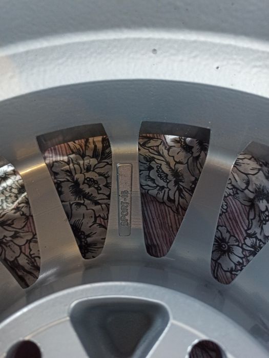 Чисто нови джанти 15-ки