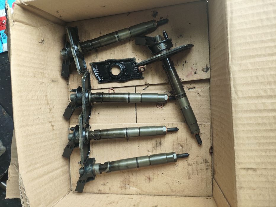 Injectoare Audi A6 C6 2.7 Bpp