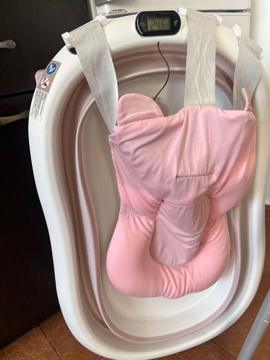 Vând cada pliabila baby cu pernuta si termometru/centrude activitati