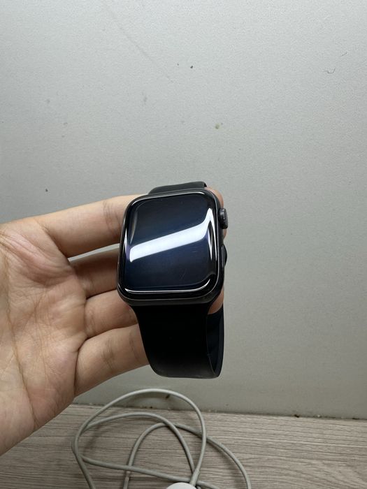 Apple Watch SE 44mm хорошее состояние