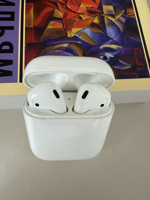 Наушники Airpods