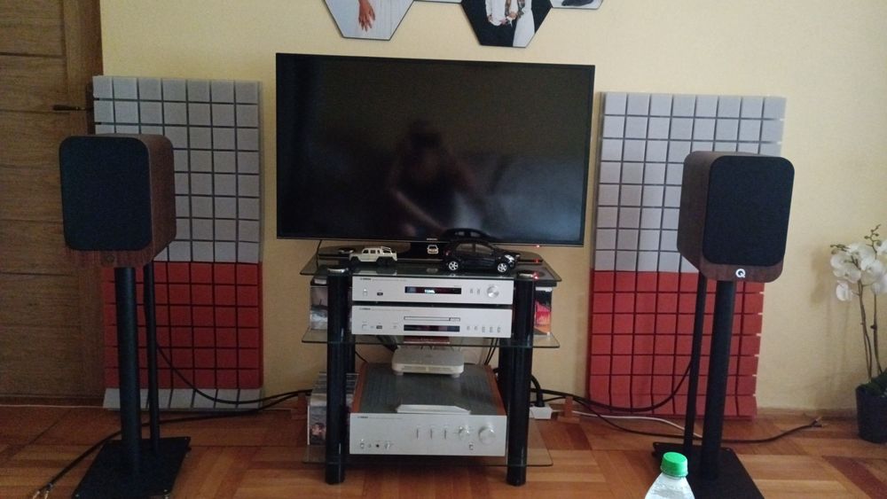 Vând boxe Q acoustics 3030i