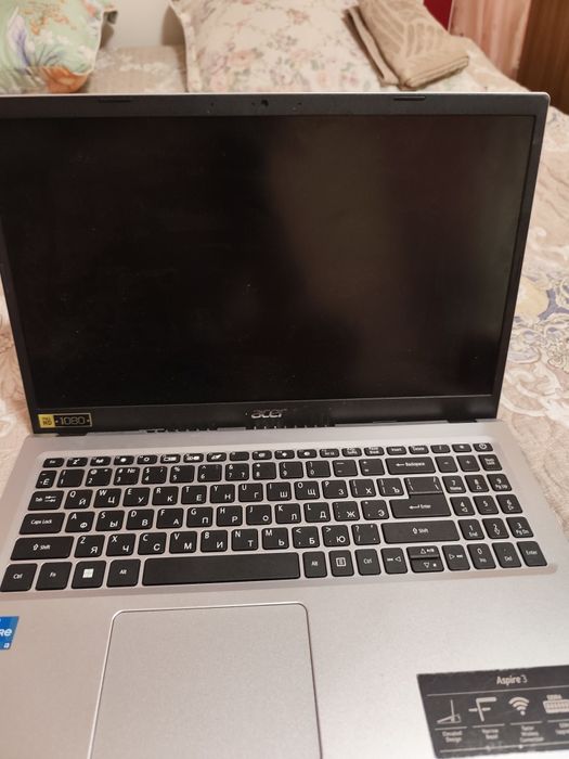 Acer noutbook core i3