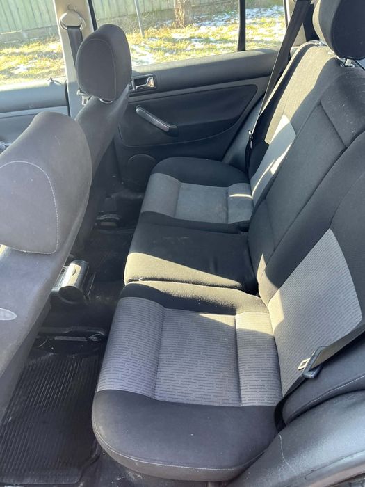 Vând golf 4 1.9 TDI AXR