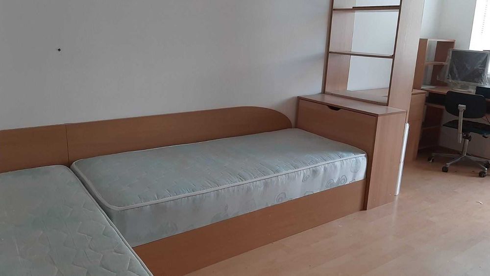 Продавам 3-стаен обзаведен апартамент в гр.Пловдив, ж.к.Младежки хълм, район Централен