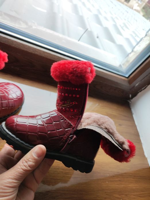 Сапоги для девочки