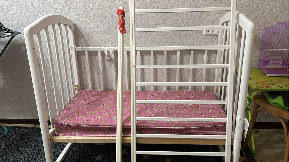 Продам детскую кроватку