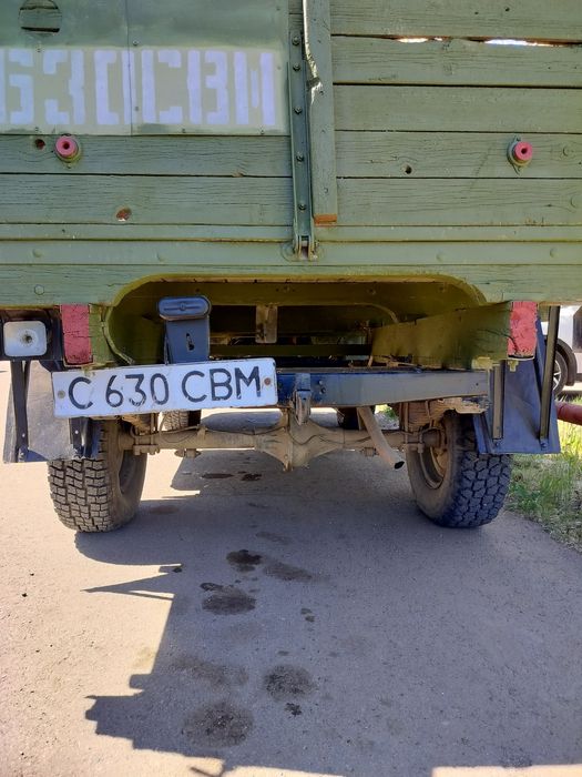 Продам УАЗ бортовой