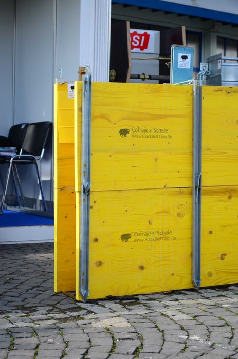 Inchiriere cofraje doka cu montanti