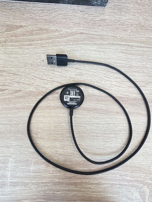 Продам Самсунг галакси часы