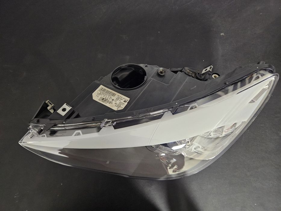 Far  Bmw seria 5 gt F07 xenon adaptiv