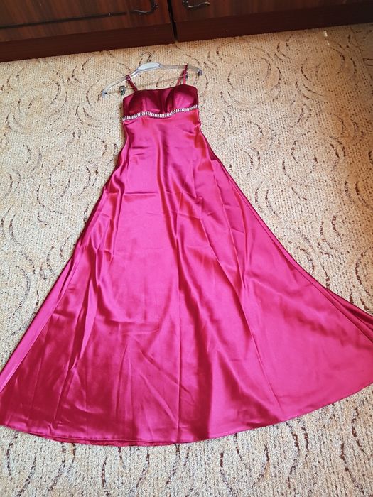 Официална дамска рокля