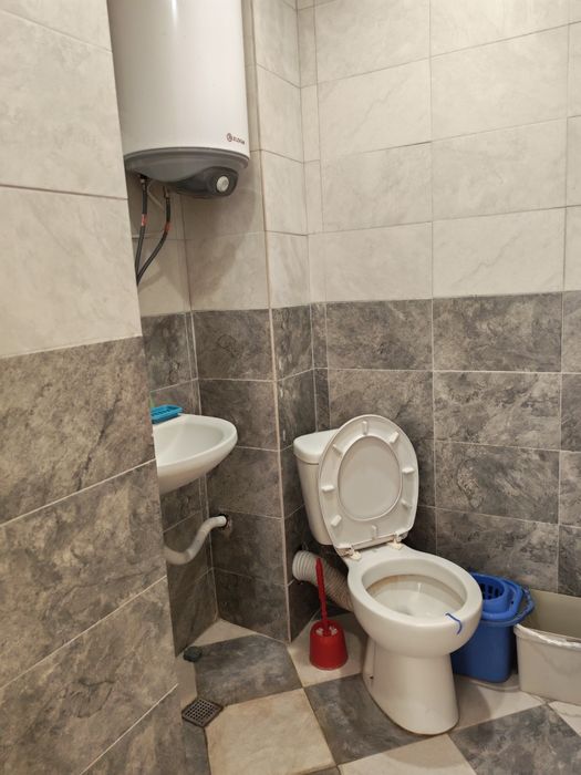 Продава 2 апартамента двустайни.