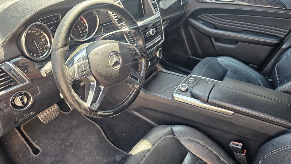 MERCEDES-BENZ ML-Class 2012 — imagine 3