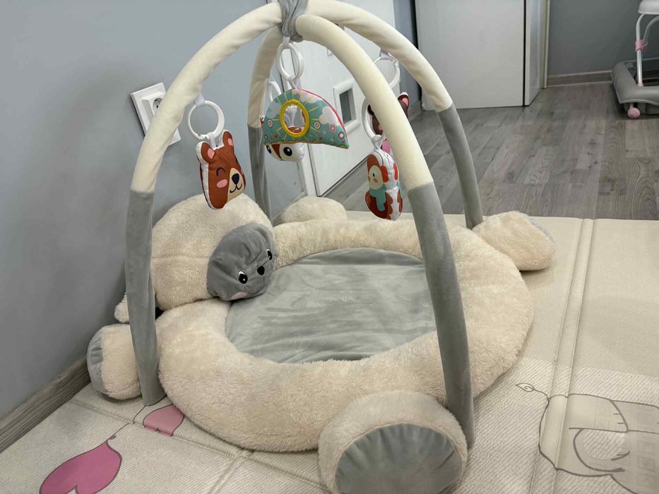 Активна гимнастика бебе Мери