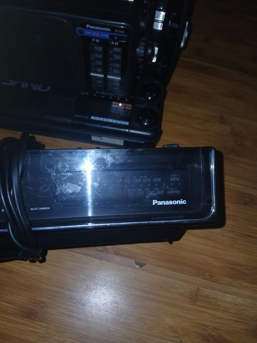 Radio mai multe modele Panasonic National. Duo .Glria  .Vef 211