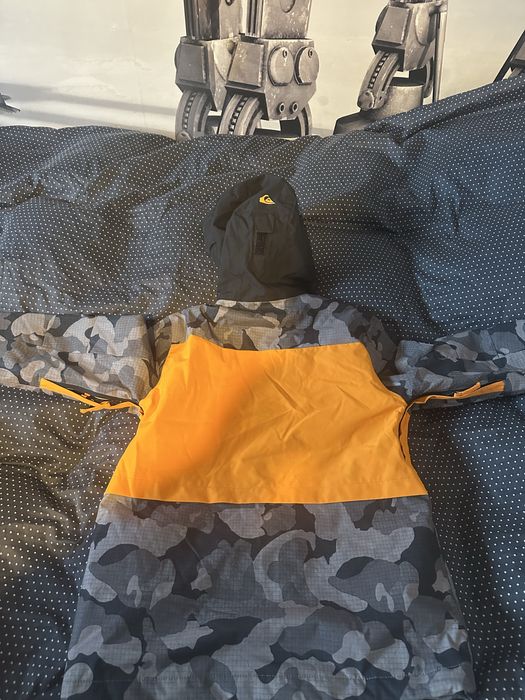 Ски/Сноуборд екип Quiksilver 12 years/M