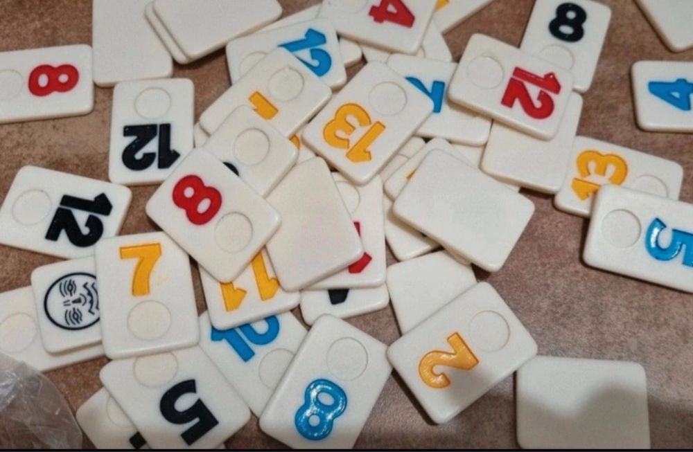 Vand piese remi/rummy