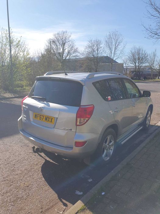 Джип Toyota RAV 4 , 2.2 дизел , десен волан