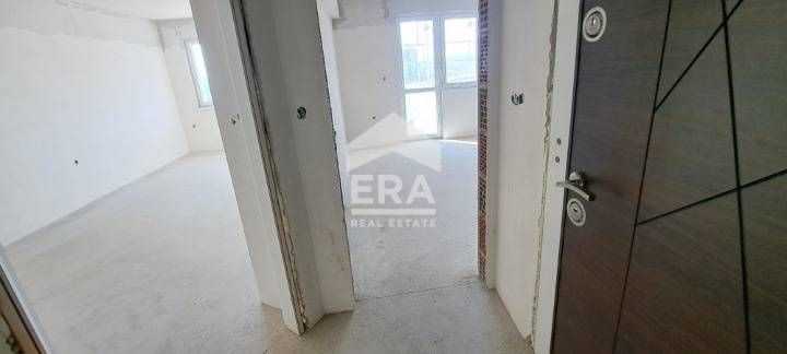 Двустаен апартамент в нова сграда пред акт 16