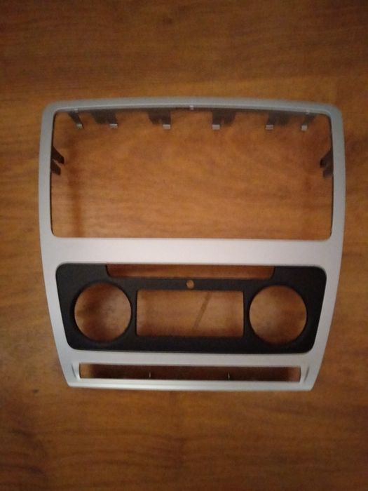 Ramă originală Skoda Octavia