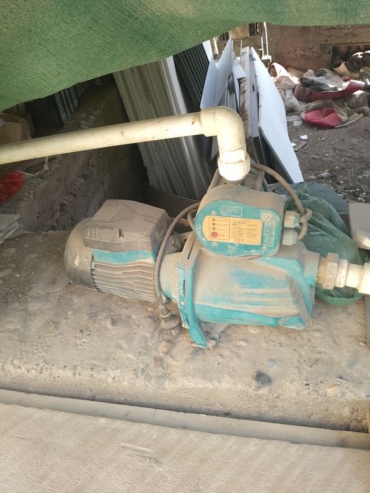 Продается свой водяной насос Leo  PDS-7150л