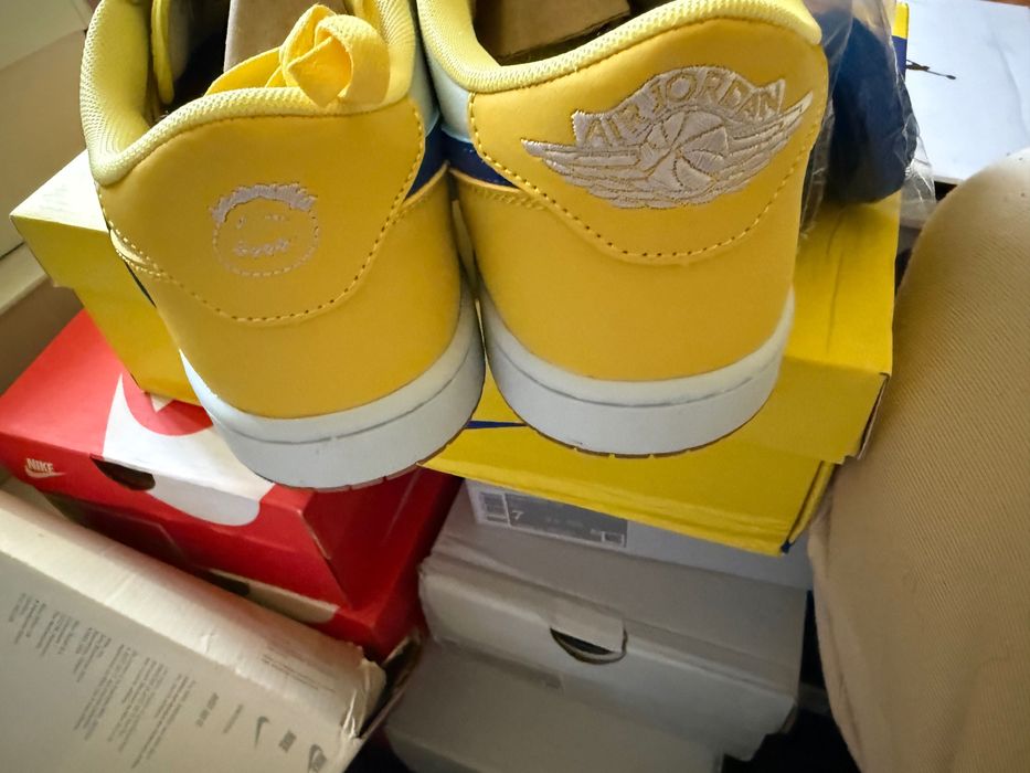 Jordan 1 Travis Scott Canary mărimea 41 si 43