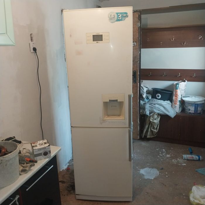 Продам холодильник