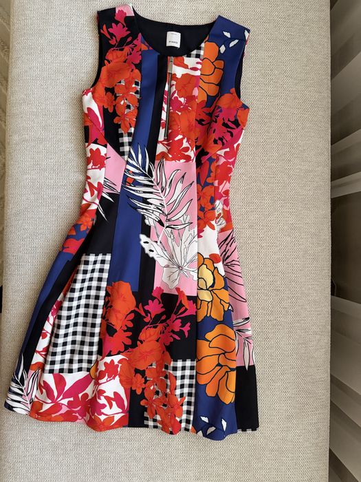 Pinko къса рокля