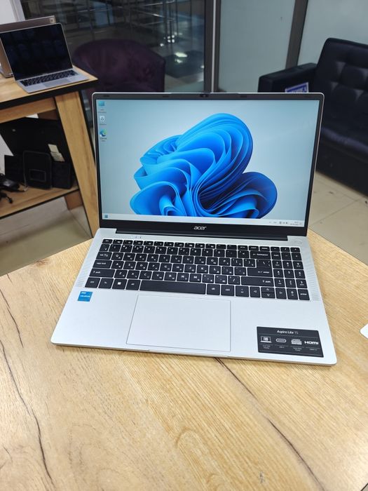 Ноутбук Acer | для Офиса | 8 ОЗУ | 256 NVMe