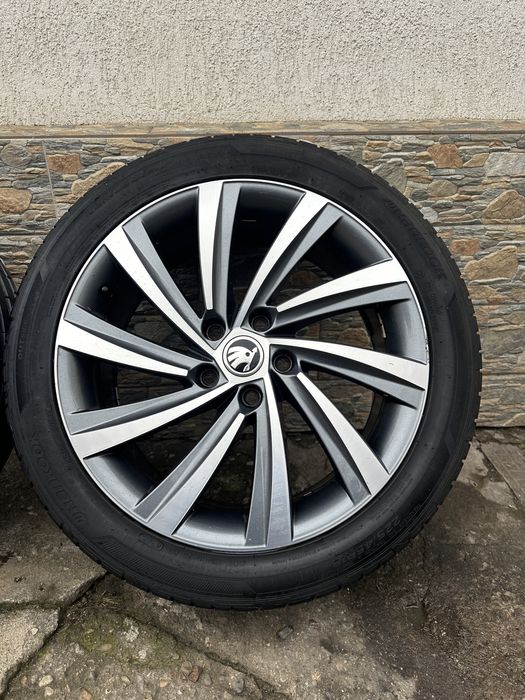 Jante Skoda Octavia Perseus / Golf Cupra 225 45 18 Hankook vara