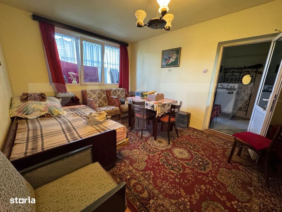 Apartament 2 camere, 46 mp, balcon 8 mp, boxa - Micro 4, Hunedoara — fotografia 1