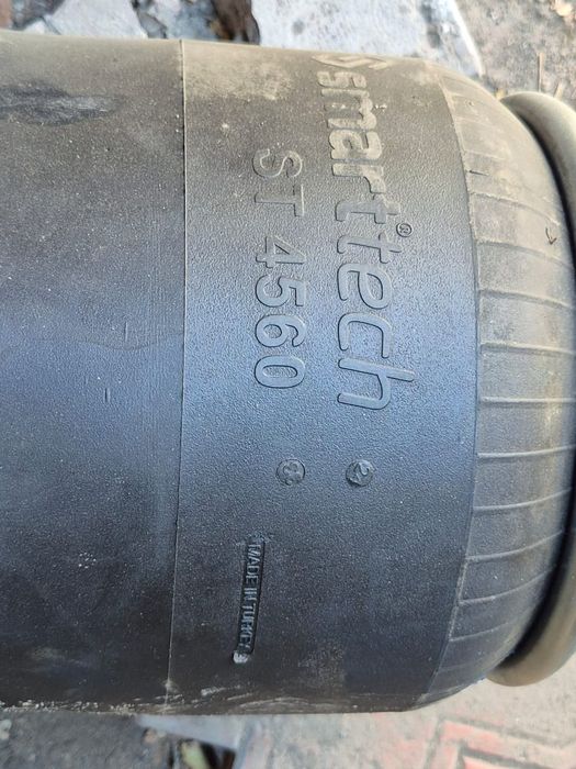 Продам Пневмоподушку для Volvo