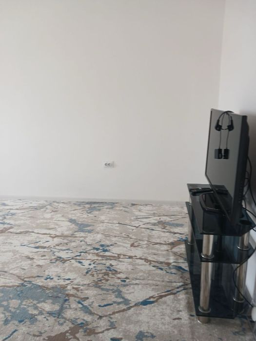 Uy sotiladi sergili bobur maxallada