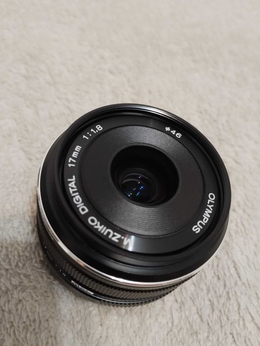 Obiectiv Olympus 17mm f1.8