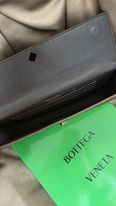 Чанта Veneta Bottega налична