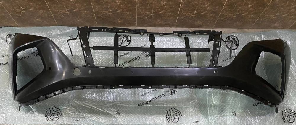 Hyundai Tucson Fara full oldi orqa bamferlari hammasi nalechi bor