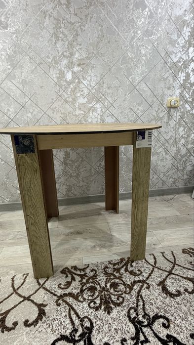 Кухонный стол стол
