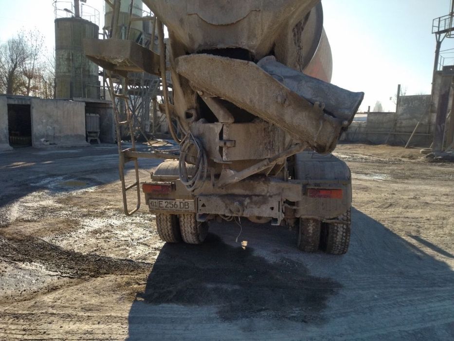 Автобетоносмеситель