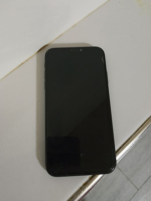 Iphone 11  kafolatlangan