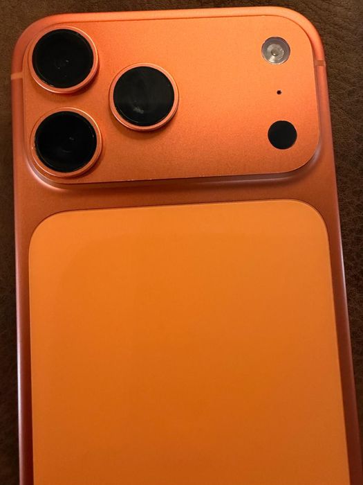 Vand Iphone 17 Pro max 256 Gb 100% baterie Garantie