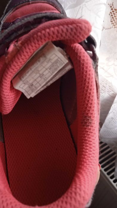 Маратонки Quechua 32 номер