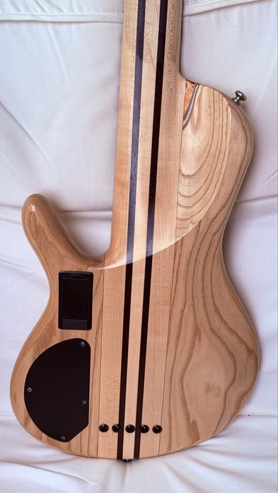 Chitara bass Cort A5 plus Sc