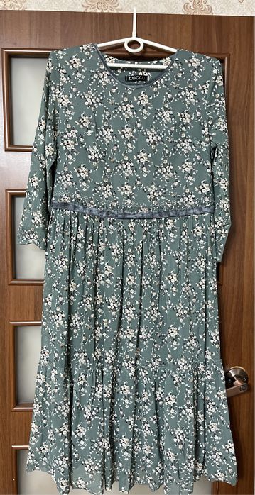 Женские платья, почти даром!!!