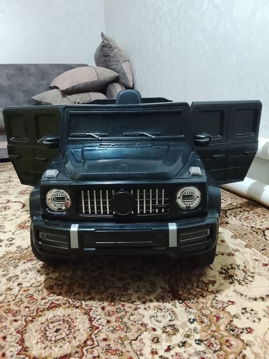 Детская машинка мерседес